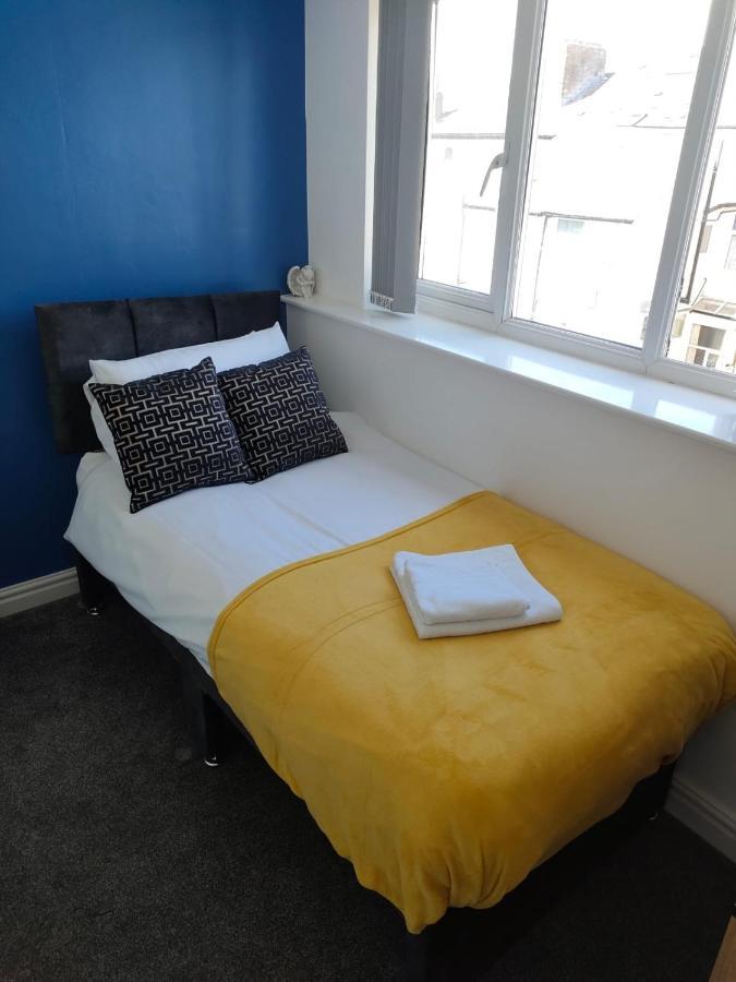 Lovely Refurbished Apartments, Morecambe Promenade Exterior photo